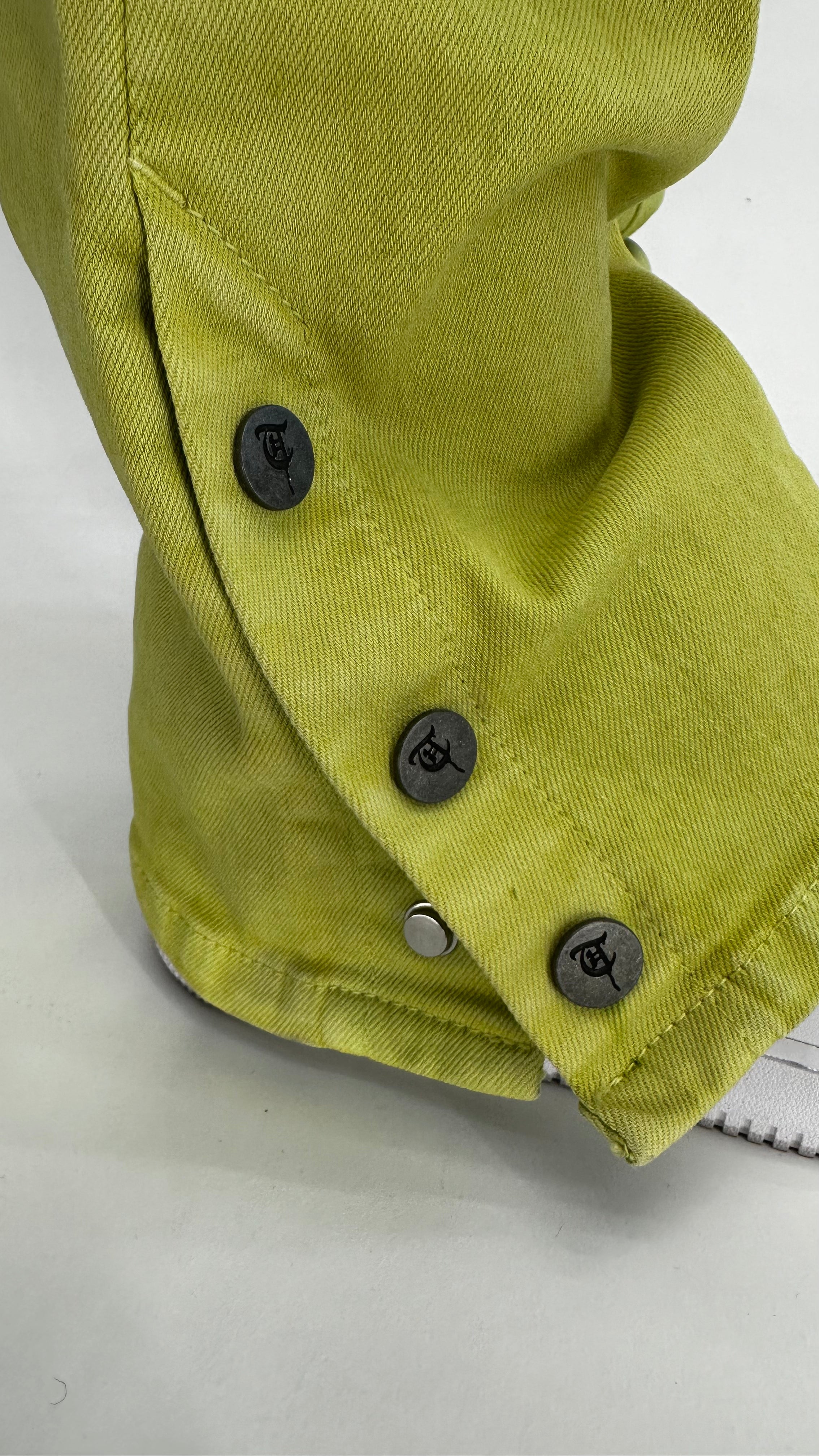 "BUTTON FLY" Green Stacked Jeans